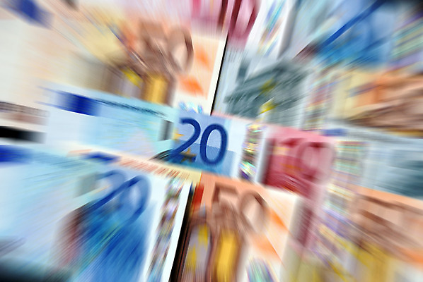 포토 JPG 해외이미지 유럽 백그라운드 지폐 돈 비즈니스 사람없음 금융 경제 컬러풀 세계 글로벌 쪽지 기계 유로 절약 시장 가격 배열 계산서 계좌 관심 세금 예산 위기 해외202004 해외포토 나라 컬러 컨셉 재산 파일형식 이미지허브