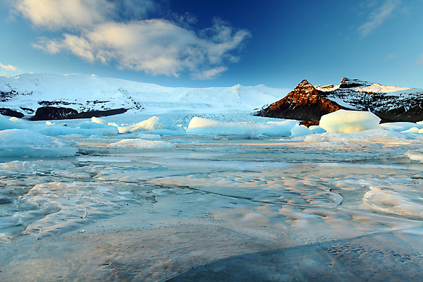 포토 JPG 해외이미지 주간 구름 호수 겨울 자연 하늘 산 사람없음 야외 빙하 겨울풍경 해외202004 해외포토 자연요소 계절 풍경 생태계 파일형식 이미지허브