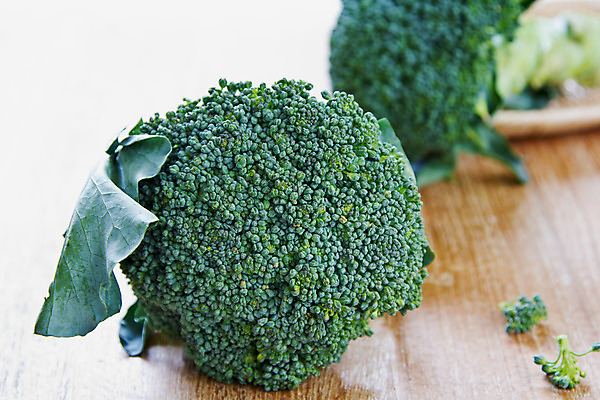 포토 JPG 해외이미지 꽃 음식 줄기 다이어트 채소 재료 건강 요리 사람없음 초록색 머리 신선 브로콜리 날것 칼로리 내추럴 생식 해외202004 해외포토 식물 컬러 신체부위 파일형식 이미지허브