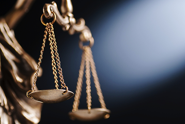 포토 JPG 해외이미지 사람없음 아웃포커스 오브젝트 법 재판 정의 정의의여신상 천칭저울 해외202004 해외포토 촬영기법 저울 여신상 파일형식 이미지허브