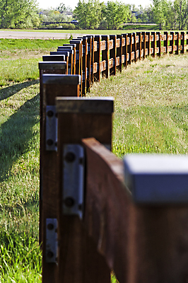 포토 JPG 해외이미지 나무 도로 밭 골프장 자연 하늘 거리 풍경 잔디 사람없음 야외 목재 초록색 여름 울타리 컬러풀 침묵 활발 시골 땅 장면 해외202004 해외포토 식물 계절 길 컬러 컨셉 농업 골프 재료 스포츠시설 교통시설 담장 소리 생태계 파일형식 이미지허브
