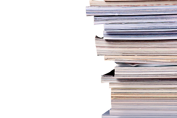 포토 JPG 해외이미지 사람없음 독서 쌓기 재활용 정보 뉴스 잡지 읽기 보고서 언론 고립 출판 해외202004 해외포토 모션 간행물 친환경 파일형식 이미지허브