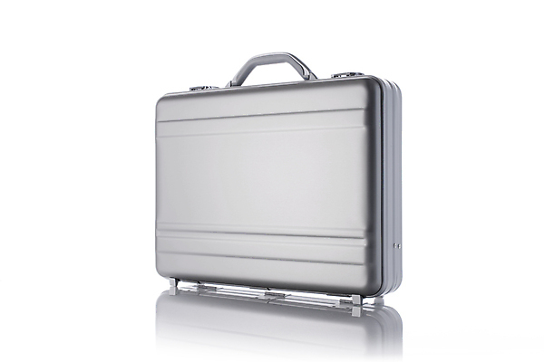 포토 JPG 해외이미지 백그라운드 서류가방 가방 비즈니스 손잡이 안전 사람없음 금속 여행가방 회색 보호 은색 오브젝트 보안 수납 수하물 해외202004 해외포토 잡화 컬러 컨셉 재질 파일형식 이미지허브