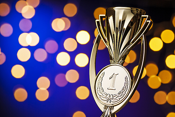 포토 JPG 해외이미지 1 스포츠 백그라운드 올림픽 성공 사람없음 컵 빛 파티 경쟁 도전 축하 우승 황금 대표 상패 트로피 심볼 싱글 리더 복고 보케 서명 대회 명예 골 등급 승자 챔피언 필승 카피스페이스 효과 해외202004 해외포토 식기 컨셉 이벤트 공백 최고 상_우승 파일형식 이미지허브