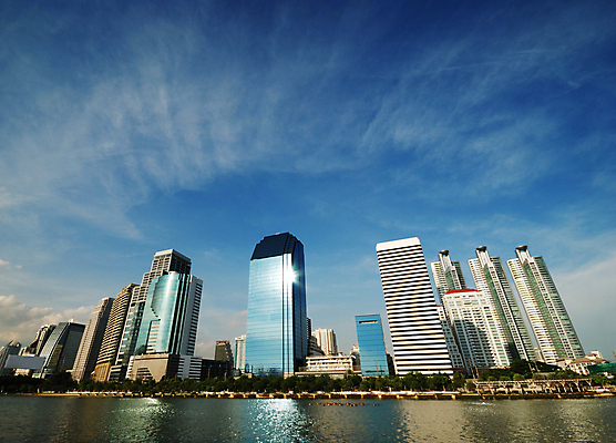 포토 JPG 해외이미지 공원 아시아 여행 비즈니스 건축양식 하늘 풍경 사람없음 건물 파란색 빛 도시풍경 사무실 탑 고층빌딩 도시 도심 큼 타운 대도시 스카이라인 리빙 제국 해외202004 해외포토 건축물 공공시설 건축 나라 컬러 빌딩 크기 파일형식 이미지허브