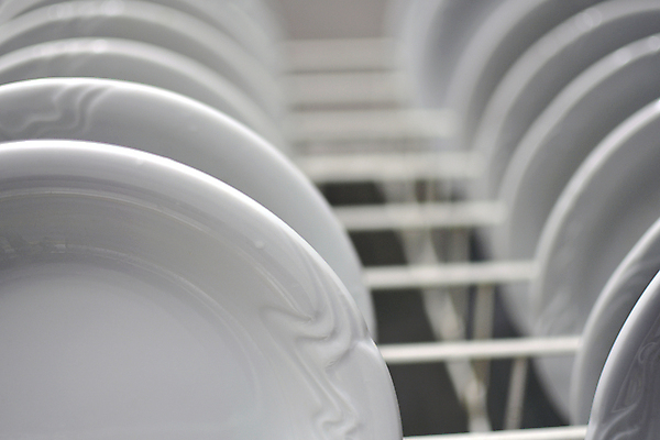 포토 JPG 해외이미지 식기 주방용품 사람없음 컬러풀 기계 장비 그룹 씻기 상품 청소 흰배경 위생관리 철강 효율 해외202004 해외포토 컬러 생활용품 백그라운드 컨셉 관리 청결 흰색 파일형식 이미지허브