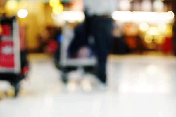 포토 JPG 해외이미지 직업 백그라운드 가방 비즈니스 모션 추상 노동자 사람 사람없음 우주 검은색 산책 공백 흰색 도시 시간 업무 비즈니스맨 소프트포커스 속도 블러 스타일 해외202004 해외포토 잡화 남자 컬러 무늬 휴식 촬영기법 작업 직장인 파일형식 이미지허브