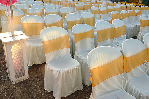 포토 JPG 해외이미지 디자인 스포츠 가구 컨셉 벤치 의자 풍경 사람없음 야외 건물 여름 세트 경쟁 경기장 가을 오브젝트 안락의자 특징 해외202004 해외포토 건축물 계절 생활용품 스포츠시설 파일형식 이미지허브