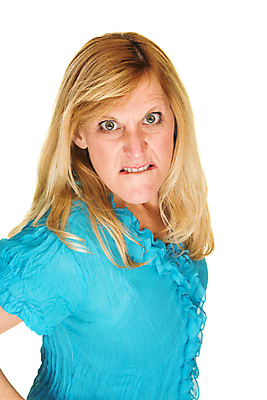 포토 JPG 해외이미지 백인 1 유럽 한명 사람 성인 파란색 금발 분노 짜증 흰색 표현 자르기 싱글 흰배경 고립 혼자 해외202004 해외포토 서양인 헤어스타일 감정 나라 컬러 백그라운드 모션 파일형식 이미지허브