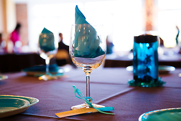 포토 JPG 해외이미지 안경 음료 결혼 와인잔 유리 사랑 사람없음 장식 와인 활발 마시기 샴페인 묘사 오브젝트 접수 해외202004 해외포토 잡화 감정 컨셉 술잔 모션 재질 주류 이벤트 파일형식 이미지허브