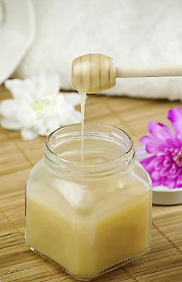 포토 JPG 해외이미지 라이프스타일 꽃 신체 유리 휴식 건강 사람없음 목재 치료 수건 갈색 보라색 스파 화목 목욕 화장품 거품 우유 욕실 흰색 항아리 막대기 고급 소중 아로마 코코넛 아몬드 향 꿀 아로마테라피 테라피 내추럴 돌봄 바닐라 위생관리 해외202004 해외포토 나무 식물 컬러 컨셉 과일 재료 의학 모션 재질 유제품 관리 생활 위생용품 뷰티 청결 견과류 도자기 파일형식 이미지허브