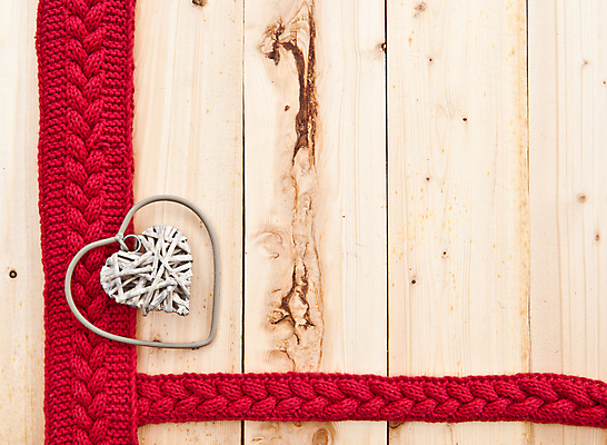 포토 JPG 해외이미지 리본 백그라운드 크리스마스 겨울 프레임 선물 사랑 사람없음 목재 장식 빨간색 빛 컬러풀 수확 하트 마음 시골 생일 고리 니트 나무껍질 양모 노엘 카피스페이스 해외202004 해외포토 모양 나무 계절 기념일 감정 컬러 상의 농업 재료 공백 껍질 직물 파일형식 이미지허브