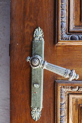 포토 JPG 해외이미지 전통 디자인 백그라운드 건축양식 열쇠 출입구 주택 손잡이 사람없음 건물 목재 장식 빛 갈색 문 금속 수확 골동품 시골 도시 화려 중세 클래식 우아함 철 입장 묘사 시작 잠금 보안 대문 목공예 열쇠구멍 문고리 청동 그런지 옛날 스타일 해외202004 해외포토 나무 건축물 건축 컬러 컨셉 농업 재료 재질 안전 역사 공예 파일형식 이미지허브