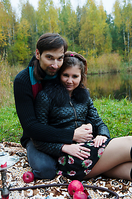 포토 JPG 해외이미지 커플 공원 여자 남자 행복 결혼 잎 2 자연 휴식 함께함 사랑 미소 웃음 사람 야외 두명 여름 침묵 자유 가을 쌍 사과 표현성 해외202004 해외포토 식물 계절 공공시설 감정 컨셉 과일 관계 표정 이벤트 소리 생태계 파일형식 이미지허브