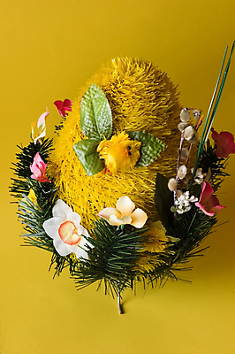포토 JPG 해외이미지 꽃 음식 백그라운드 자연 휴가 부활절 사람없음 장식 노란색 계란 치킨 축하 취급주의 해외202004 해외포토 식물 기념일 컬러 컨셉 경고 알 생태계 닭고기요리 파일형식 이미지허브