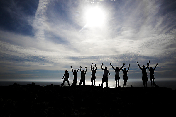 포토 JPG 해외이미지 여자 남자 행복 바다 여행 회사 가족 하늘 휴가 기념 함께함 사람 사람없음 여름 친구 일몰 우정 기쁨 춤 저녁 해외202004 해외포토 계절 감정 컨셉 비즈니스 관계 문화예술 노을 야간 파일형식 이미지허브