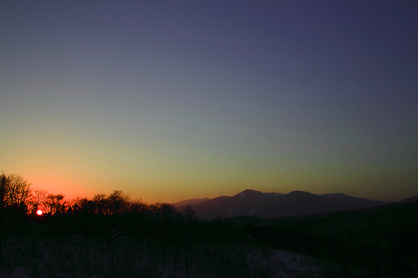 포토 JPG 해외이미지 겨울 자연 하늘 산 그림자 사람없음 빛 일본 추위 해외202004 해외포토 계절 아시아 생태계 파일형식 이미지허브