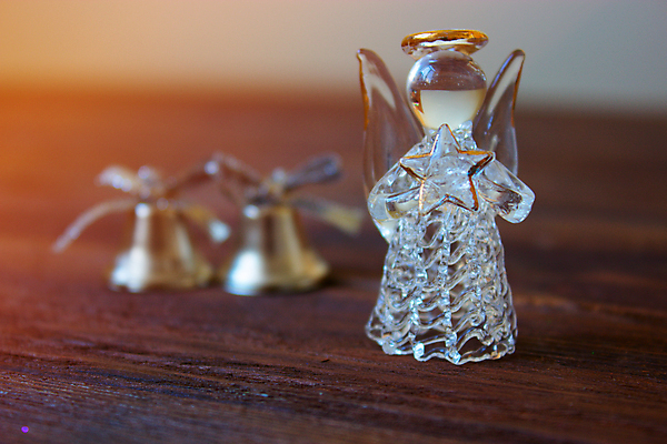 포토 JPG 해외이미지 계절 별 백그라운드 크리스마스 겨울 와인잔 목걸이 공 유리 탁자 휴가 조명 프레임 선물 미술 사람없음 장식 초록색 파란색 빛 우주 종 축하 황금 구슬 여의주 해외202004 해외포토 자연요소 기념일 컬러 가구 컨셉 술잔 장신구 재질 문화예술 파일형식 이미지허브