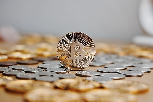 포토 JPG 해외이미지 돈 인터넷 비즈니스 안전 사람없음 금융 동전 저축 발굴 무역 보안 결제 가치 해외202004 해외포토 산업 경제 재산 파일형식 이미지허브