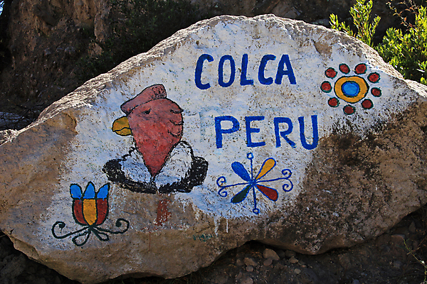 포토 JPG 해외이미지 여자 남자 날개 자연 조류 하늘 풍경 사람없음 골짜기 검은색 미국 힘 자유 바위 흰색 그리기 큼 먹이 깃털 사인 그림 육식동물 남쪽 발톱 페루 해외202004 해외포토 동물 컬러 컨셉 북아메리카 모션 발 사람 돌_바위 남아메리카 크기 방향 생태계 파일형식 이미지허브