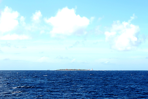 포토 JPG 해외이미지 바다 섬 여행 태국 자연 하늘 휴가 풍경 사람없음 물 여름 파란색 태양 만 산호 다이빙 암초 이국적 파라다이스 해외202004 해외포토 자연요소 계절 아시아 컬러 수영 자포동물 생태계 수중스포츠 파일형식 이미지허브