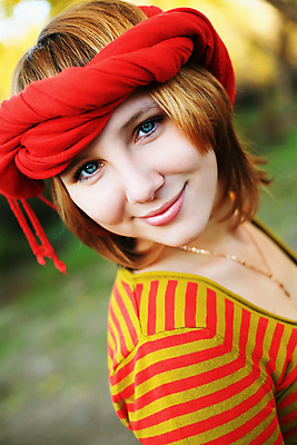 포토 JPG 해외이미지 라이프스타일 여자 행복 모션 휴가 휴식 건강 한명 사람 야외 여름 파란색 청춘 컬러풀 숫자 파티 활발 자유 축하 표현 생일 날씬함 역동적 해외202004 해외포토 문자 1 계절 기념일 감정 컬러 컨셉 이벤트 생활 몸매 파일형식 이미지허브