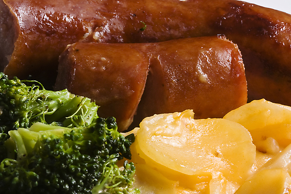 포토 JPG 해외이미지 접시 음식 채소 치즈 감자 육류 돼지고기 요리 사람없음 초록색 식사 저녁식사 이탈리아 소시지 오븐 맛 브로콜리 굽기 먹기 슬라이스 훈제 해외202004 해외포토 식기 유럽 컬러 컨셉 식재료 모션 유제품 가전제품 가공식품 구이 파일형식 이미지허브