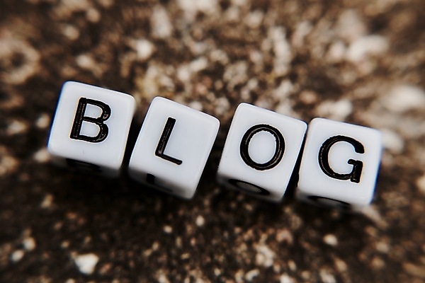 포토 JPG 해외이미지 백그라운드 패턴 사람없음 장난감 작음 편지 사인 정사각형 블로거 해외202004 해외포토 도형 무늬 크기 파일형식 이미지허브