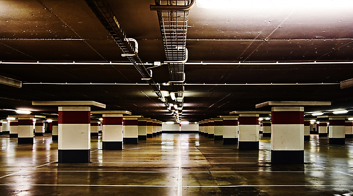 포토 JPG 해외이미지 산업 건축양식 전등 사람없음 건물 반사 어둠 새벽 슬픔 램프 주차 지하 대칭 콘크리트 규칙적 해외202004 해외포토 자연요소 건축물 건축 감정 컨셉 조명 파일형식 이미지허브