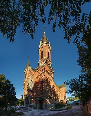 포토 JPG 해외이미지 전통 외관 종교 여행 백그라운드 십자가 건축양식 파노라마 풍경 사람없음 야외 건물 장식 여름 성당 교회 탑 도시 중세 역사 성자 정사각형 대리석 신성 순례 우크라이나 해외202004 해외포토 도형 건축물 계절 건축 유럽 재료 종교건축 촬영기법 파일형식 이미지허브