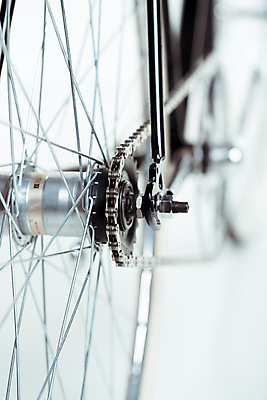 포토 JPG 해외이미지 손 도로 스포츠 줄기 포크 의자 교통시설 손잡이 사람없음 자전거 레이싱 바 바퀴 브레이크 타이어 사이클링 고립 전용 페달 스타일 힙스터 해외202004 해외포토 식물 식기 패션 길 가구 교통 시합 신체부위 바이크 육상스포츠 시설 파일형식 이미지허브