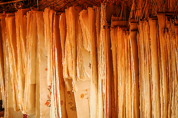 포토 JPG 해외이미지 모양 식물 전통 접시 산업 종이 비즈니스 공장 건조 실내 매달리기 사람없음 쌓기 환경 장비 업무 제조 상품 드라이어 묘사 무역 준비 서식 상업 만들기 수납 섬유 시트 종료 마지막 방법 옛날 해외202004 해외포토 식기 공업 모션 내부 직물 미용용품 작업 파일형식 이미지허브