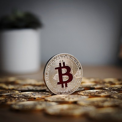 포토 JPG 해외이미지 돈 인터넷 비즈니스 안전 사람없음 금융 동전 저축 발굴 무역 보안 결제 가치 해외202004 해외포토 산업 경제 재산 파일형식 이미지허브