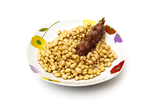 포토 JPG 해외이미지 접시 음식 다이어트 콩 돼지고기 요리 사람없음 식사 저녁식사 튀김 흰색 소시지 스페인 맛 지중해 먹기 메뉴 흰배경 점심식사 뷔페 스페인어 해외202004 해외포토 식기 유럽 바다 컬러 백그라운드 컨셉 모션 곡류 건강 육류 가공식품 파일형식이미지허브 