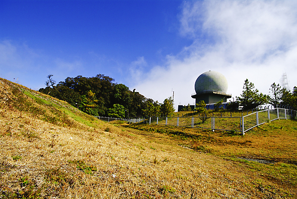 포토 JPG 해외이미지 나무 식물 구름 계절 아시아 백그라운드 밭 농업 태국 자연 하늘 지붕 날씨 동양인 풍경 사람없음 야외 건물 빨간색 초록색 여름 파란색 농장 노란색 환경 맑음 미국 봄 시골 땅 묘사 에코 장면 폭풍 밭일 블러 해외202004 해외포토 자연요소 건축물 나라 산업 컬러 북아메리카 인종 생태계 파일형식 이미지허브