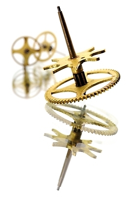 포토 JPG 해외이미지 산업 시계 백그라운드 부분 실내 사람없음 내부 반사 노란색 금속 기계 거울 골동품 흰색 시간 바퀴 그룹 황금 톱니바퀴 청동 태엽 기어 격파 고립 해외202004 해외포토 컬러 모션 재질 파일형식 이미지허브