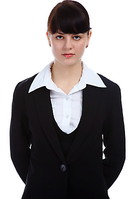 포토 JPG 해외이미지 백인 모델 1 라이프스타일 응시 여자 유럽 얼굴 한명 미소 사람 정장 유행 검은색 흰색 블라우스 고립 심각 해외202004 해외포토 서양인 시선 옷 나라 컬러 컨셉 상의 표정 생활 신체부위 파일형식 이미지허브