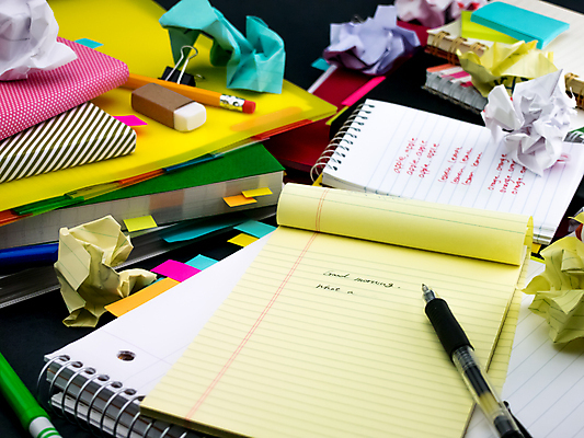 포토 JPG 해외이미지 학생 영어 교육 문화 텍스트 통신 교실 학교 수업 사람없음 책 단어 스터디 세계 글로벌 연필 펜 쪽지 공책 시험 퀴즈 가르침 강의 사전 소셜 번역 해외202004 해외포토 문자 문구용품 학용품 학습 필기구 파일형식 이미지허브