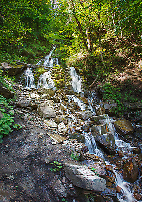 포토 JPG 해외이미지 나무 식물 구름 계절 공원 여행 잎 모션 자연 하늘 산 풍경 사람없음 야외 목재 초록색 물 여름 파란색 강 봄 폭포 흐름 가을 바위 신선 개울 숲 내추럴 해외202004 해외포토 자연요소 공공시설 컬러 컨셉 재료 돌_바위 생태계 파일형식 이미지허브