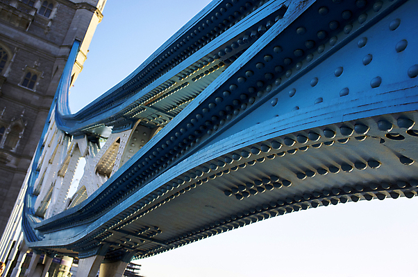 포토 JPG 해외이미지 사람없음 파란색 금속 묘사 런던 지원 해외202004 해외포토 컬러 재질 영국 파일형식 이미지허브