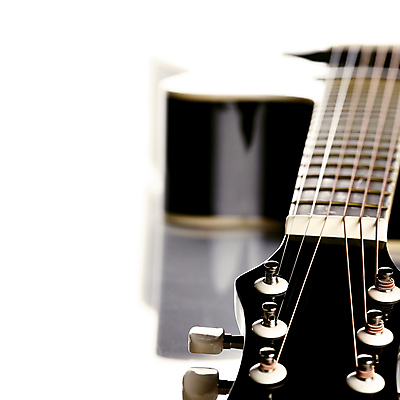 포토 JPG 해외이미지 모양 줄 음악 노래 놀이 미술 사람 취미 사람없음 유행 검은색 소리 장비 기구 기타 오브젝트 롤 멜로디 뮤지컬 인기 해외202004 해외포토 컬러 현악기 문화예술 파일형식 이미지허브