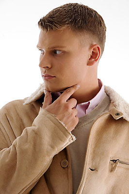 포토 JPG 해외이미지 백인 모델 응시 옷 남자 포즈 컨셉 생각 겨울 실내 한명 20대 성인 세로 청춘 유행 흰색 보행로 시원함 고립 해외202004 해외포토 서양인 1 시선 계절 길 컬러 사람 청년 내부 파일형식 이미지허브