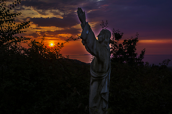 포토 JPG 해외이미지 나무 식물 구름 실루엣 기독교 종교 바다 조각 여행 백그라운드 잎 오렌지 자연 하늘 풍경 사람없음 야외 목재 빨간색 여름 컬러풀 태양 조각상 반사 황혼 일몰 흙 젖음 나뭇가지 시골 예수 저녁 지중해 그리스 감탄 코르푸 수평선 해외202004 해외포토 자연요소 계절 유럽 컬러 과일 재료 촬영기법 조형물 노을 신_종교 야간 생태계 파일형식 이미지허브
