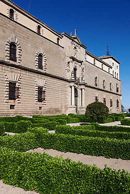 포토 JPG 해외이미지 유럽 여행 건축양식 학교 풍경 사람없음 건물 정원 맑음 운명 도시 스페인 재산 해외202004 해외포토 건축물 교육 건축 나라 날씨 금융 파일형식 이미지허브