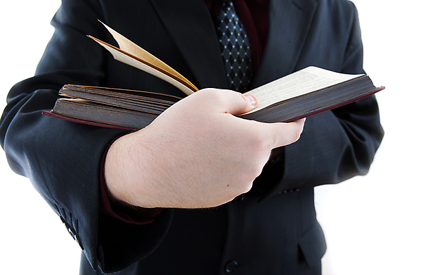 포토 JPG 해외이미지 학생 손 신체 손가락 탁자 사람 사람없음 책 독서 흰색 관찰 잡기 비즈니스맨 오픈 도서관 검색 문학 사전 해외202004 해외포토 교육 남자 컬러 가구 비즈니스 모션 신체부위 직장인 파일형식 이미지허브