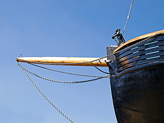 포토 JPG 해외이미지 전통 라이프스타일 바다 요트 하늘 휴식 항해 사람없음 목재 여름 파란색 금속 항구 보트 고급 크루즈 함선 각도 닻 해외202004 해외포토 나무 계절 컬러 컨셉 배_교통 재료 교통시설 재질 생활 파일형식 이미지허브