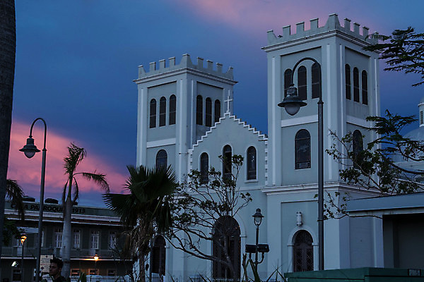 포토 JPG 해외이미지 구름 여행 건축양식 하늘 풍경 사람없음 관광지 교회 일몰 역사 광장 해외202004 해외포토 자연요소 건축 종교건축 건물 노을 파일형식 이미지허브