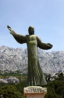 포토 JPG 해외이미지 디자인 공원 기독교 종교 십자가 건축양식 가족 하늘 천사 사람없음 건물 파란색 갈색 교회 믿음 기도 도시 사찰 예수 영혼 신성 크로아티아 천연기념물 보호구역 사당 숭배 신앙심 해외202004 해외포토 건축물 공공시설 건축 감정 유럽 컬러 관계 종교건축 신_종교 구역 파일형식 이미지허브