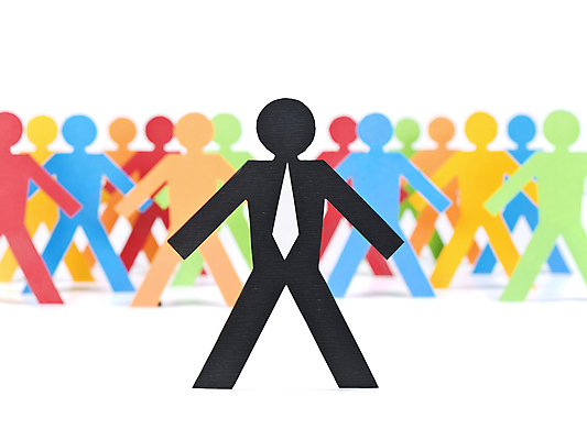 포토 JPG 해외이미지 모양 남자 실루엣 종이 인형 컨셉 비즈니스 넥타이 아이디어 실내 그림자 사람 사람없음 가로 컬러풀 숫자 검은색 흰색 업무 작업 비즈니스맨 그룹 승무원 자르기 심볼 슛 커뮤니티 지원 통일 콜라보레이션 해외202004 해외포토 직업 문자 잡화 컬러 모션 촬영기법 내부 직장인 파일형식 이미지허브