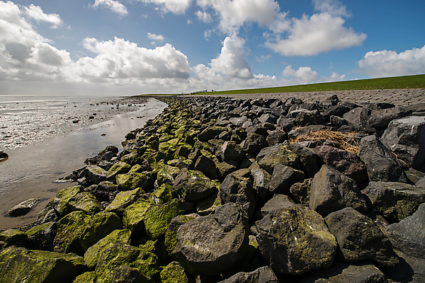 포토 JPG 해외이미지 구름 선 벽 바다 섬 하늘 바람 사람없음 초록색 물 파란색 세계 바위 재산 보호 모래언덕 네덜란드 암초 폭풍 울퉁불퉁 해외202004 해외포토 자연요소 유럽 컬러 컨셉 날씨 금융 돌_바위 언덕 파일형식 이미지허브